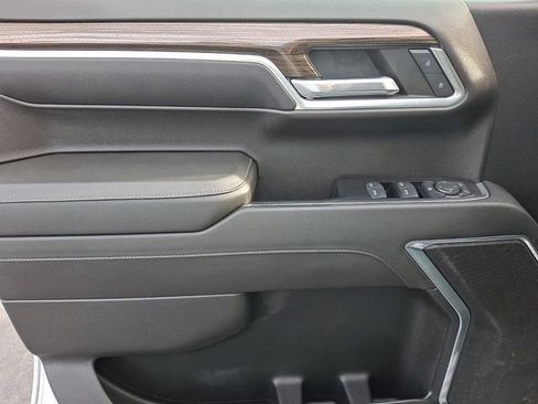 Used 2022 Chevrolet Silverado 1500 LT image 12