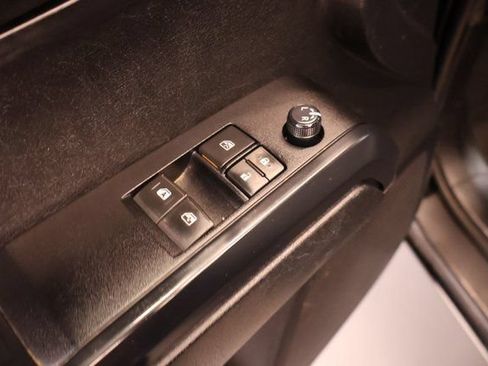 Used 2021 Toyota Tacoma SR RWD image 12
