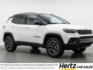Used 2025 Jeep Compass Trailhawk w/ Trailer Tow Group video 1