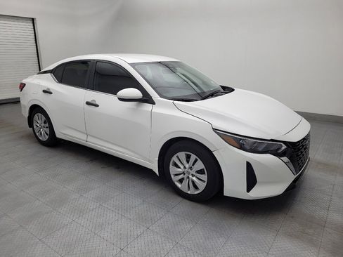 Used 2024 Nissan Sentra S FWD image 11