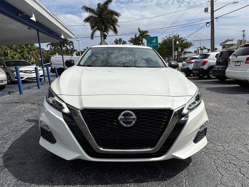 Used 2019 Nissan Altima 2.5 SR FWD image 8
