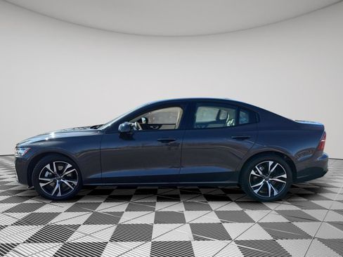 Used 2024 Volvo S60 B5 Plus w/ Climate Package image 6