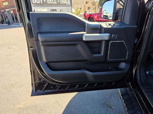 Used 2017 Ford F150 Lariat image 23