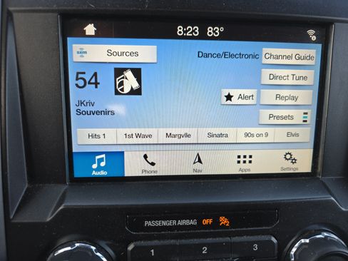Used 2018 Ford F150 XLT w/ Equipment Group 302A Luxury AWD/4WD image 32