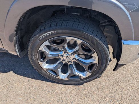 Used 2023 RAM 1500 Limited AWD/4WD image 5