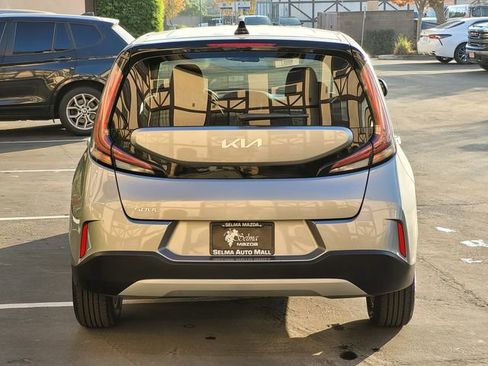 Used 2024 Kia Soul LX w/ Option Group 015 image 6