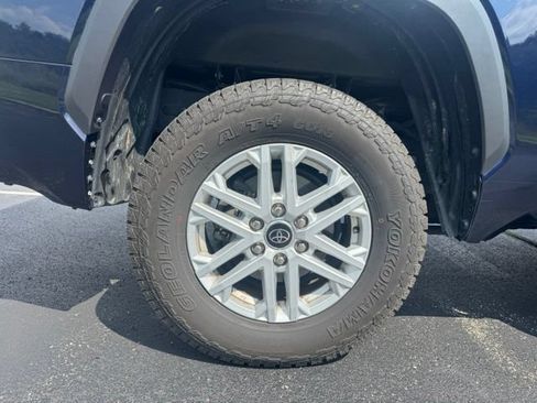 Used 2023 Toyota Tundra SR5 w/ SR5 Premium Package AWD/4WD image 10