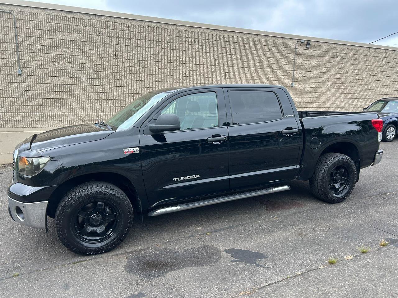 Used 2010 Toyota Tundra Platinum AWD/4WD image 8