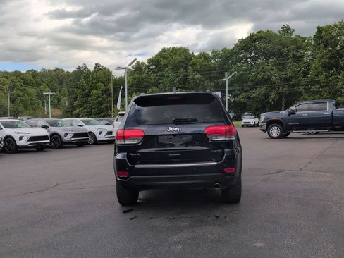 Used 2017 Jeep Grand Cherokee Limited AWD/4WD image 6