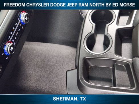 Used 2024 GMC Sierra 1500 SLT image 14