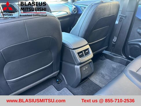 Used 2025 Chevrolet Equinox EV LT w/ Convenience Package II FWD image 38