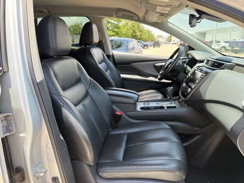 Used 2023 Nissan Murano SV AWD/4WD image 29