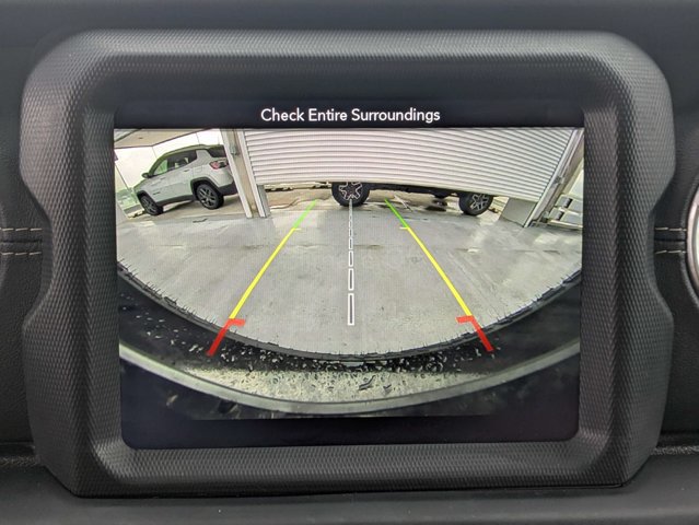 Used 2019 Jeep Wrangler Unlimited Sahara AWD/4WD image 20