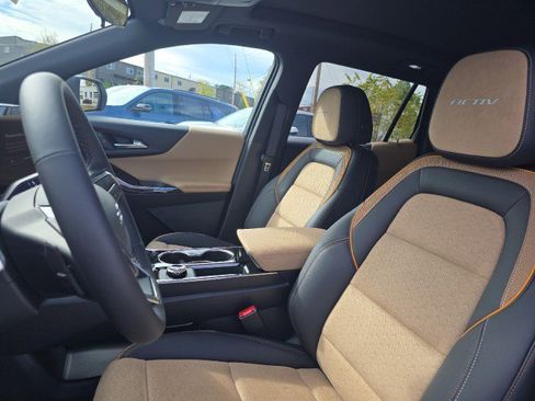 New 2026 Chevrolet Equinox ACTIV w/ Convenience Package III image 24