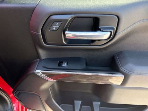 Used 2022 Chevrolet Silverado 1500 RST image 33