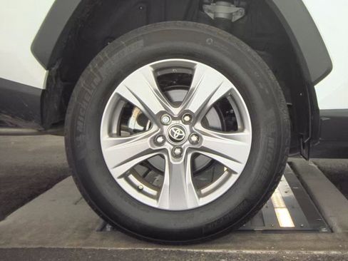 Used 2024 Toyota RAV4 XLE image 12