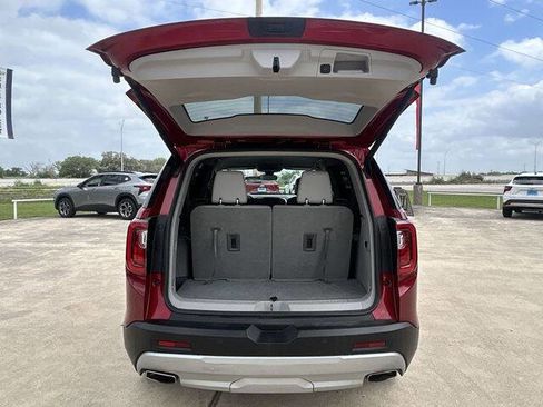 Used 2023 GMC Acadia SLT AWD/4WD image 26