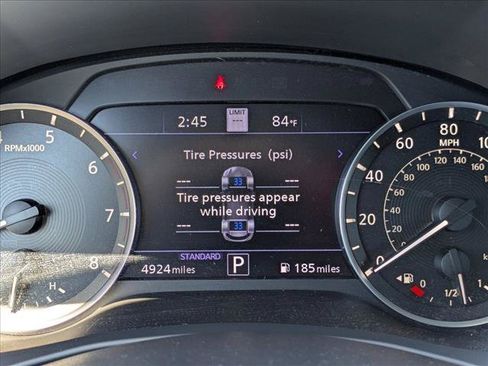 Used 2025 INFINITI QX50 Sport AWD/4WD image 11