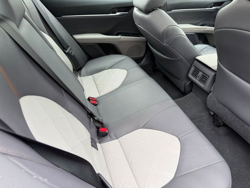 Used 2018 Toyota Camry XLE w/ Audio Package FWD image 24