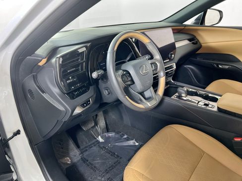 Used 2024 Lexus RX 350 Premium Plus image 9