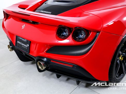 Used 2020 Ferrari F8 Tributo RWD image 35