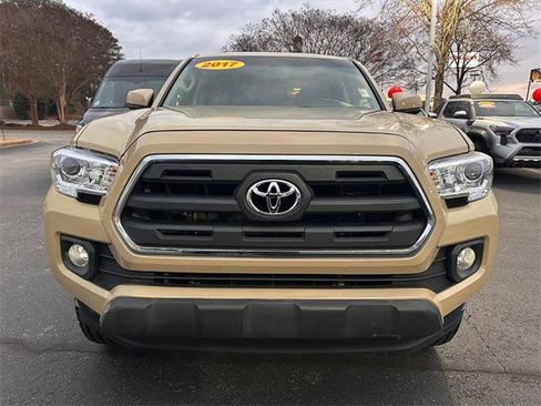Certified 2017 Toyota Tacoma SR5 w/ Tow Package image 9