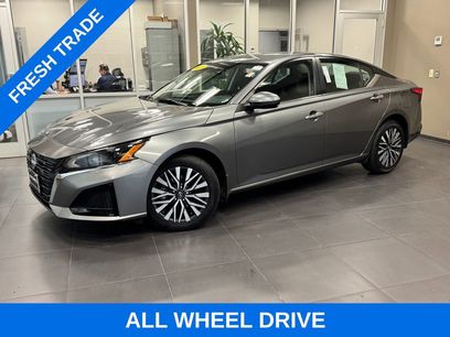 Used 2023 Nissan Altima 2.5 SV