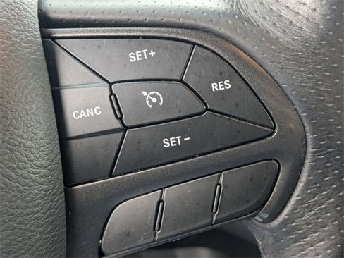 Used 2018 Dodge Durango GT image 16