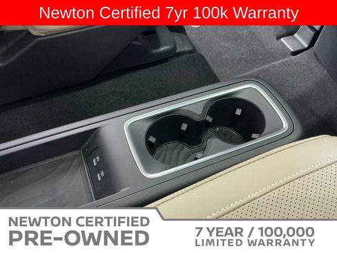 Used 2025 Nissan Armada Platinum w/ Convenience Package RWD image 34