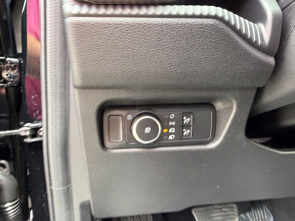 Used 2025 Ford Ranger XLT w/ Equipment Group 301A High AWD/4WD image 7