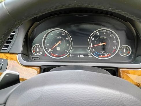 Used 2014 BMW 750Li 750Li image 44