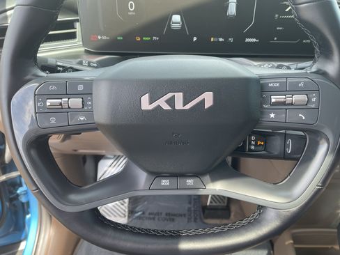 Used 2024 Kia EV9 GT-Line AWD/4WD image 22