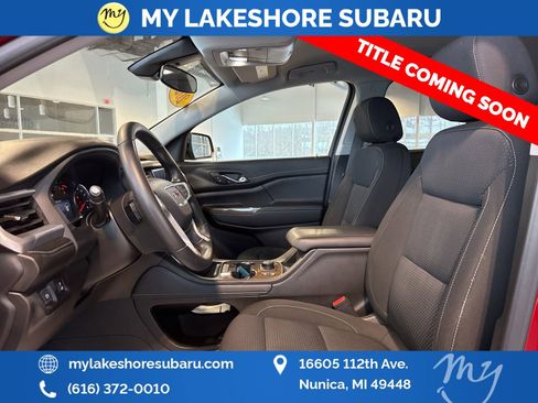 Used 2023 GMC Acadia SLE w/ Driver Convenience Package image 20