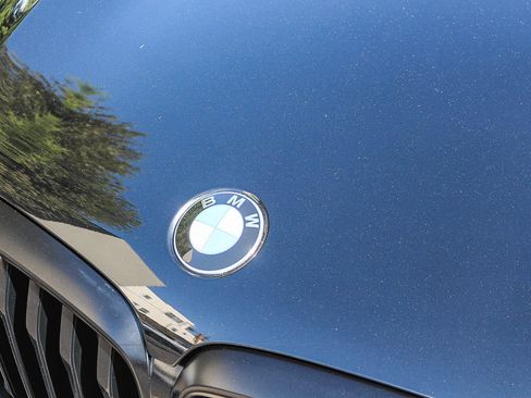 Used 2026 BMW X5 sDrive40i w/ M Sport Package RWD image 11