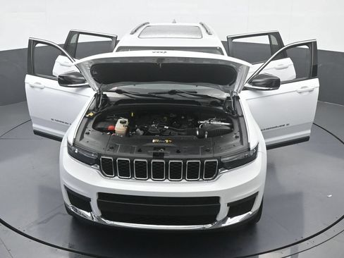 Used 2021 Jeep Grand Cherokee L Limited RWD image 76