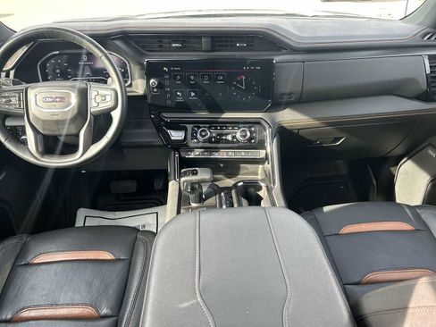 Used 2024 GMC Sierra 1500 AT4 w/ Technology Package image 20
