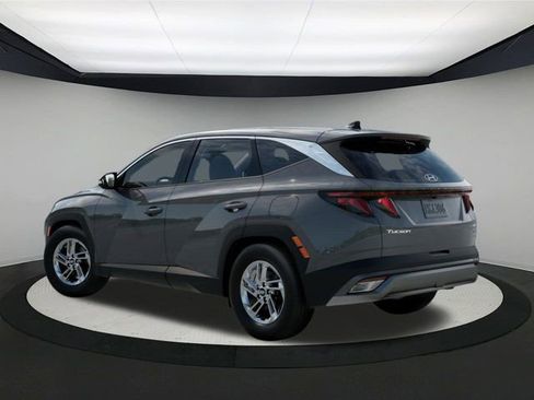 New 2026 Hyundai Tucson SE image 5