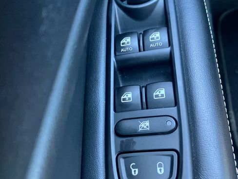 Used 2021 Jeep Compass Latitude AWD/4WD image 12