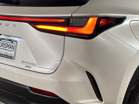 Used 2025 Lexus NX 450h+ AWD w/ Luxury Package image 8