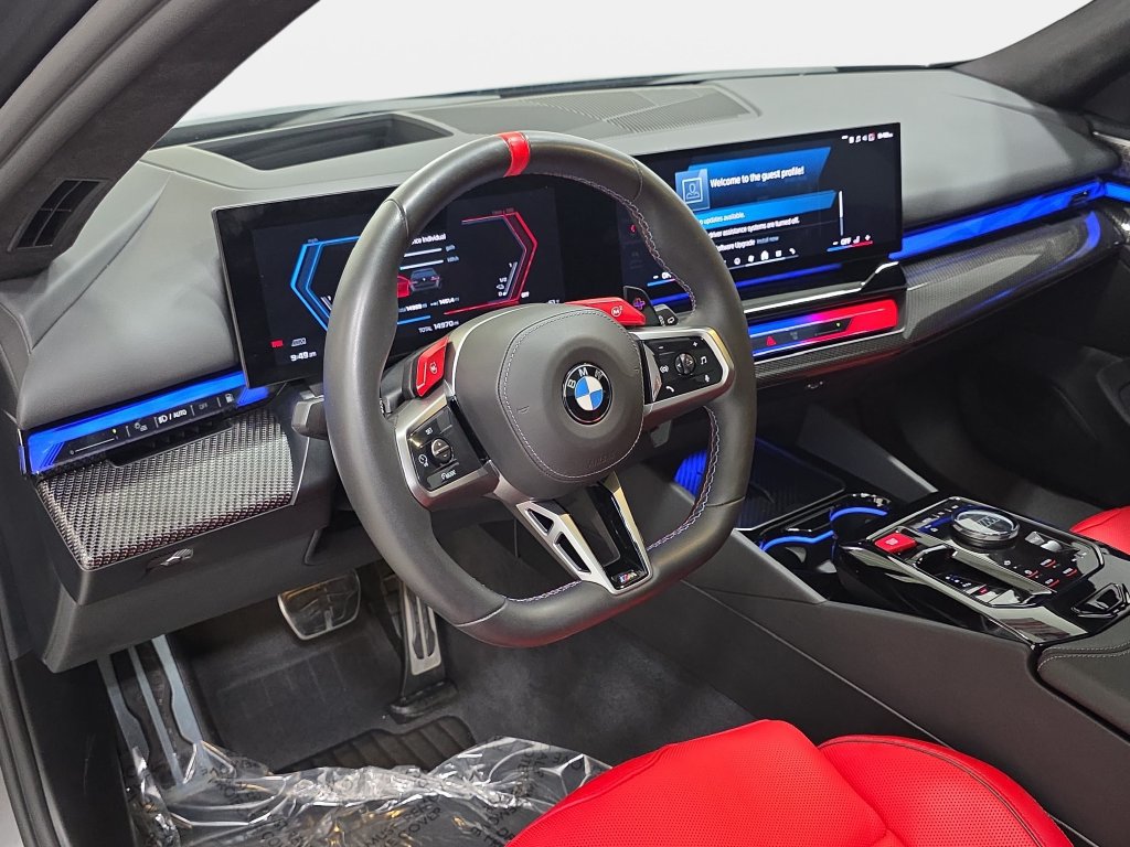 Used 2025 BMW M5 Touring AWD/4WD image 14