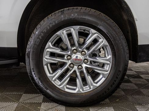 Used 2024 GMC Yukon XL SLT w/ SLT Luxury Package AWD/4WD image 56