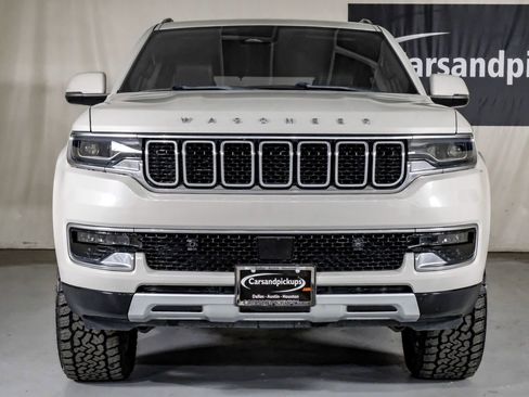 Used 2022 Jeep Wagoneer Series II image 3