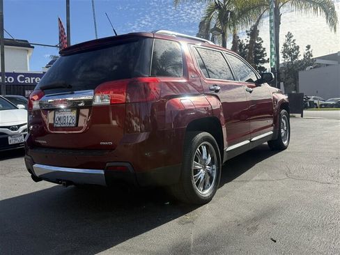 Used 2011 GMC Terrain SLT w/ Cargo Package image 12