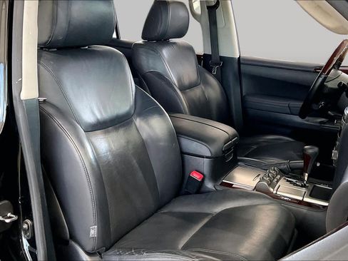 Used 2015 Lexus LX 570 4WD image 9