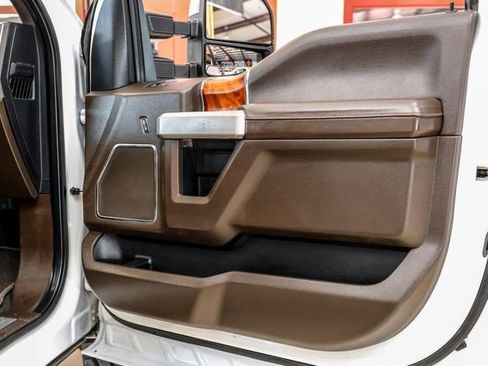 Used 2021 Ford F250 King Ranch w/ King Ranch Ultimate Package image 37