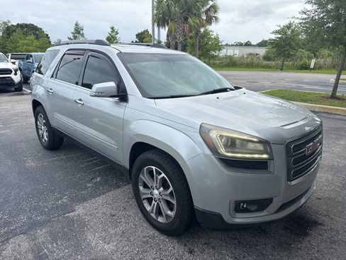 Used 2015 GMC Acadia SLT w/ Open Road Package FWD image 2