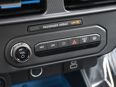 New 2026 Ford Maverick XLT image 23