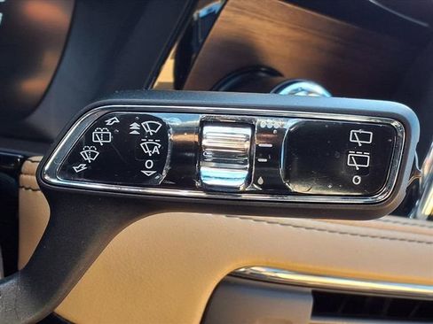 Certified 2022 Lincoln Corsair Reserve w/ Equipment Group 201A image 17