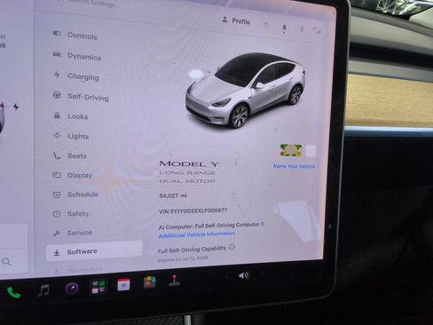 Used 2020 Tesla Model Y Long Range AWD/4WD image 29
