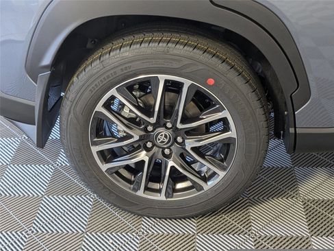 New 2026 Toyota Corolla Cross XLE image 9